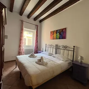  Apartament Residenza Montecchi Włochy
